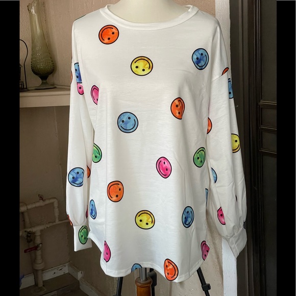 Smiley Face Top - Picture 6 of 7